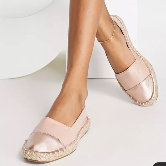 ASOS DESIGN / Pink & Rose Gold Joy Toe-Cap Espadrilles Size 10 - Picture 1 of 9